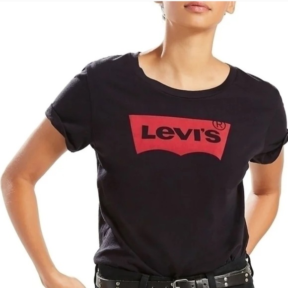 Levi's black and red classic short sleeve crewneck graphic tee women's size XS - Picture 1 of 10